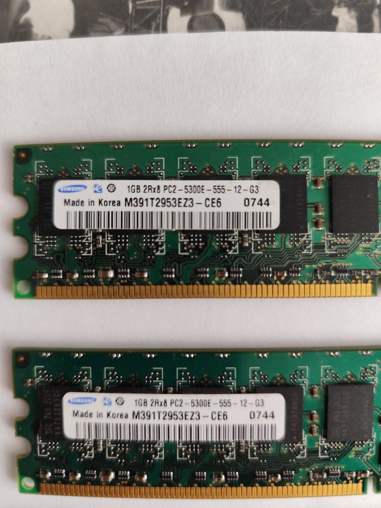 Pamięć RAM 4GB ddr2 Samsung stan: b dobry/zadbany