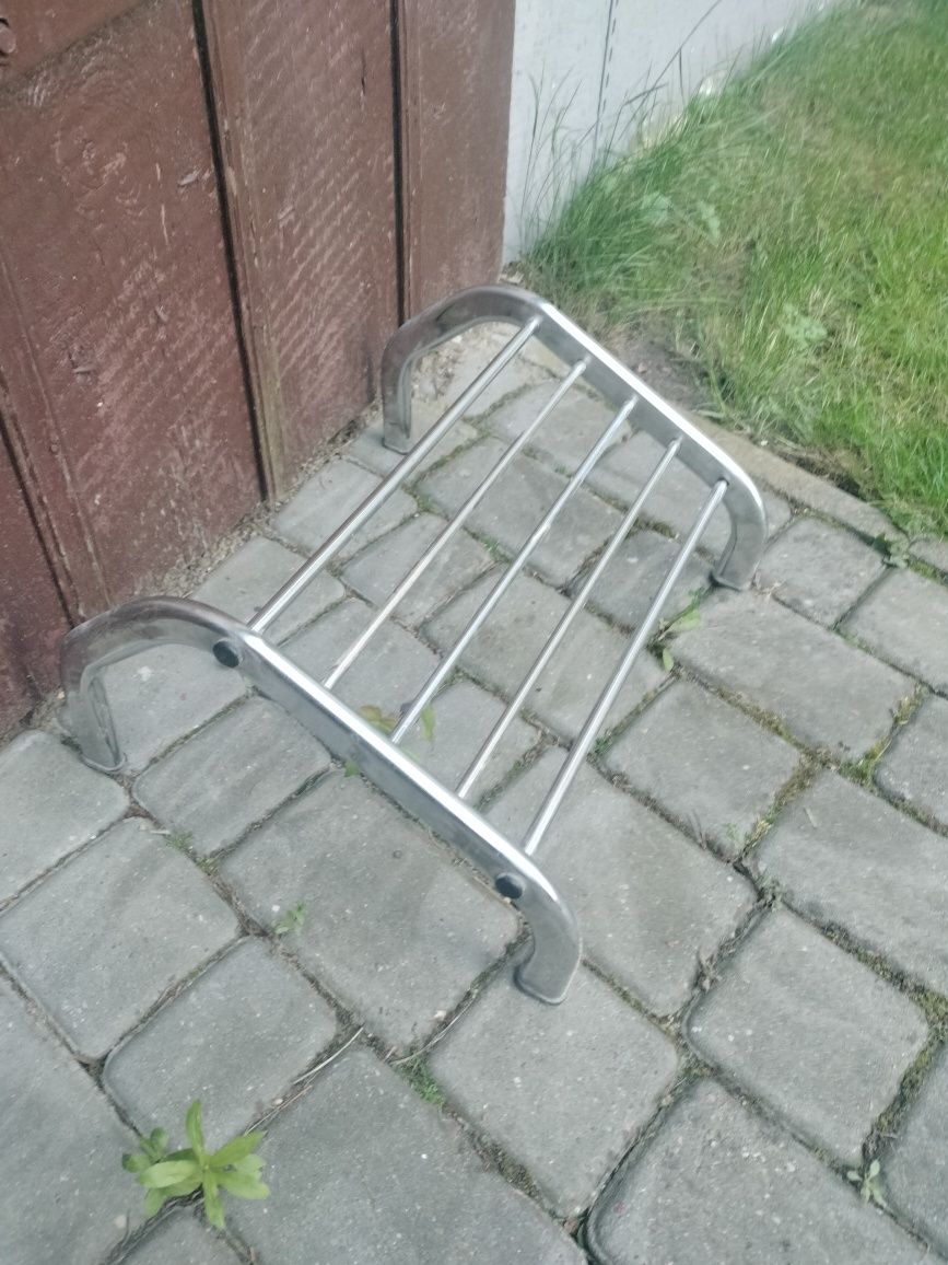 Podnóżek  używany