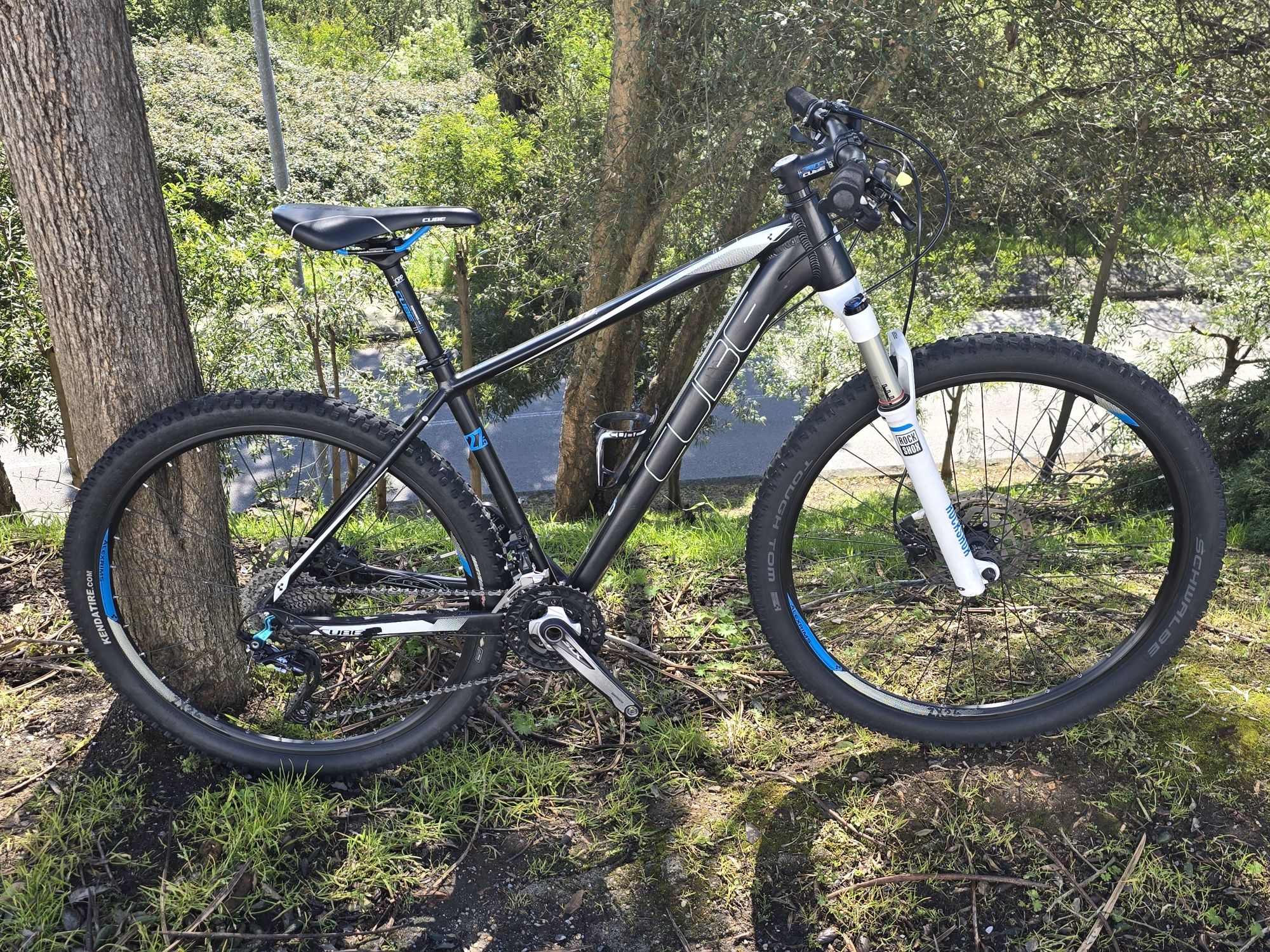 Btt 27.5 com rock shox reba