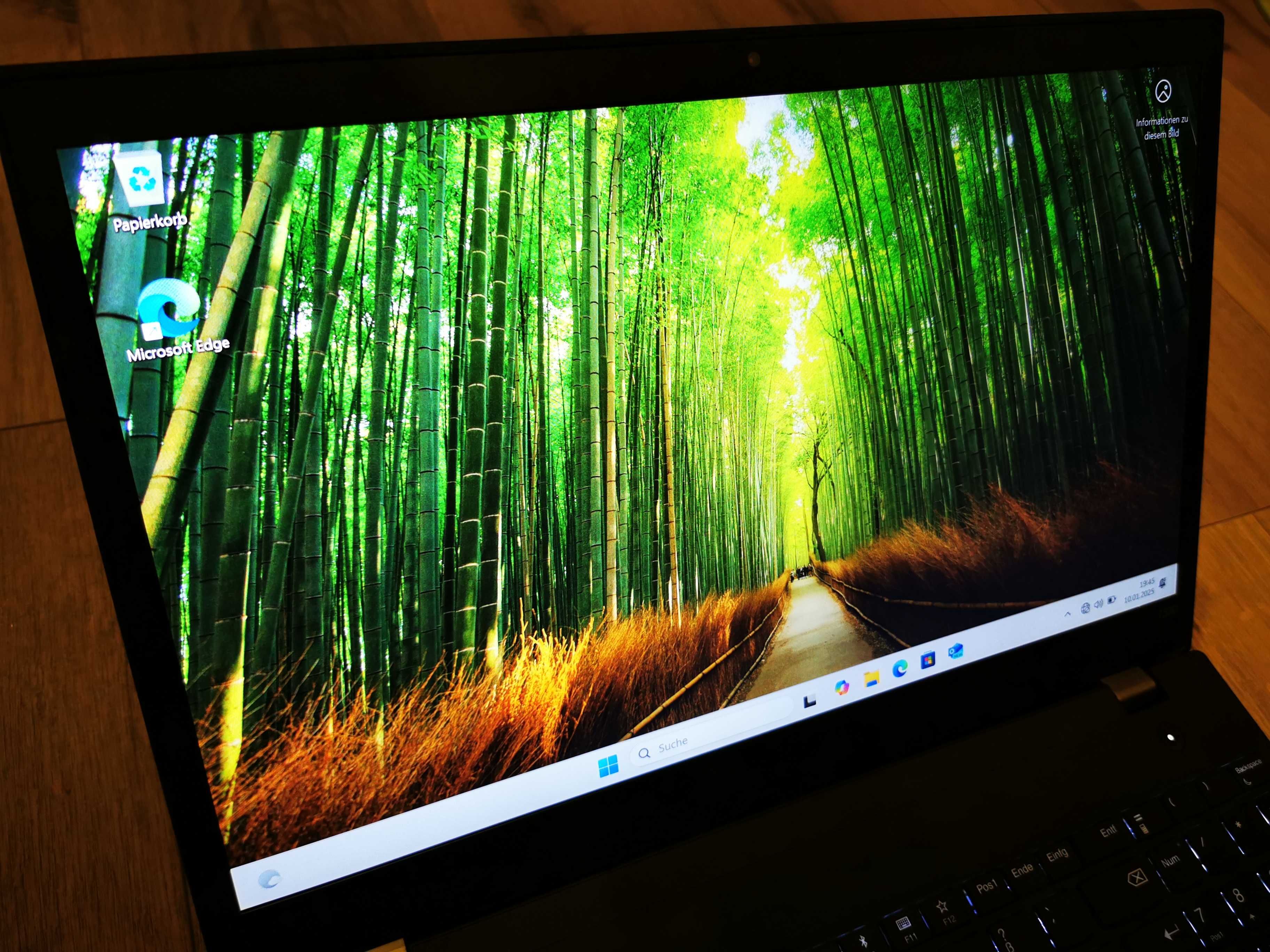 Lenovo ThinkPad T590 (LCD 15,6"): i7-8565U, 16GB RAM, M2 512GB