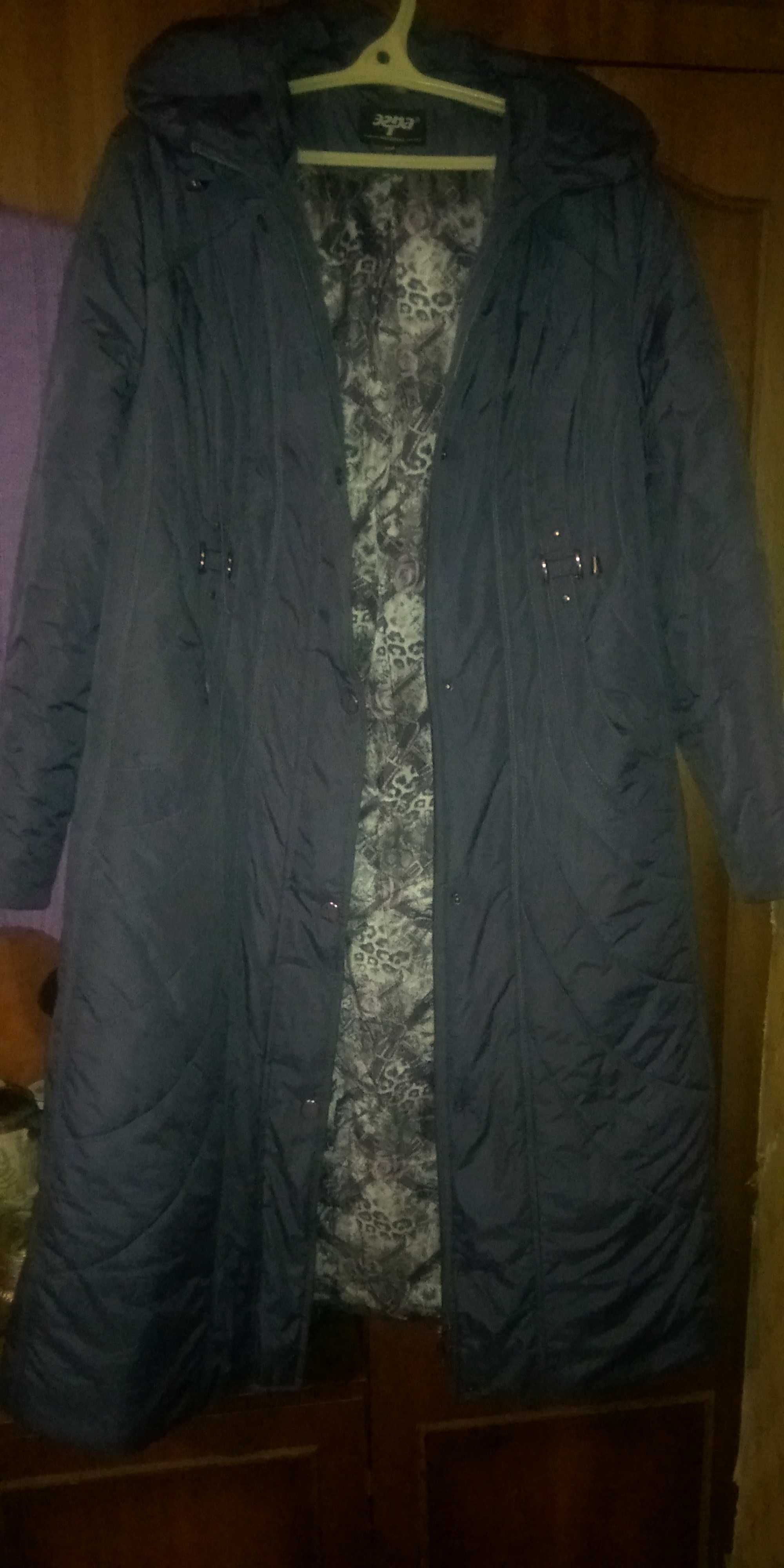 Женское пальто на синтепоне синтепоне фиолетового цвета. Р.50-52