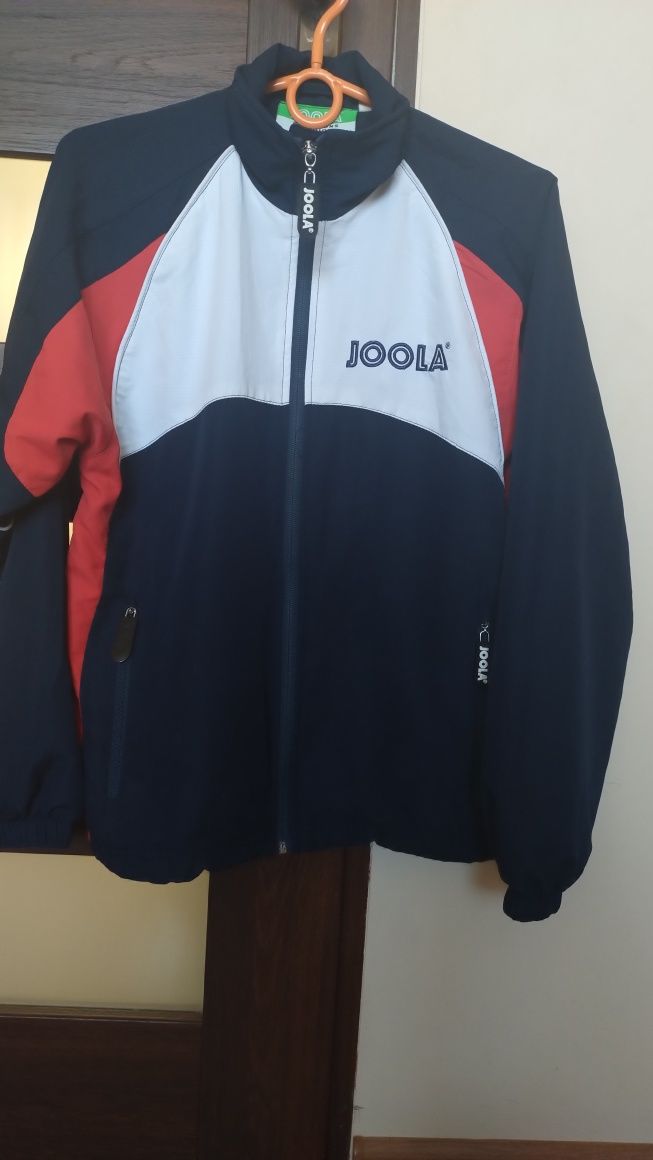 Granatowa bluza sportowa