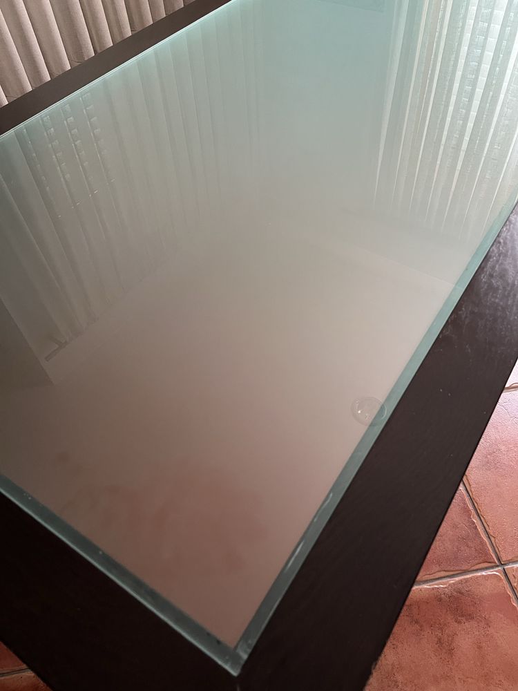 Mesa de cozinha com 6 Cadeiras
