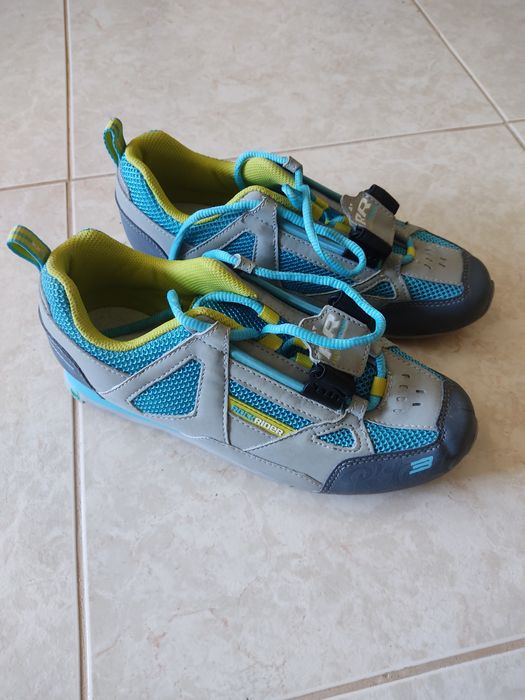 Sapatos btt 39 como novos