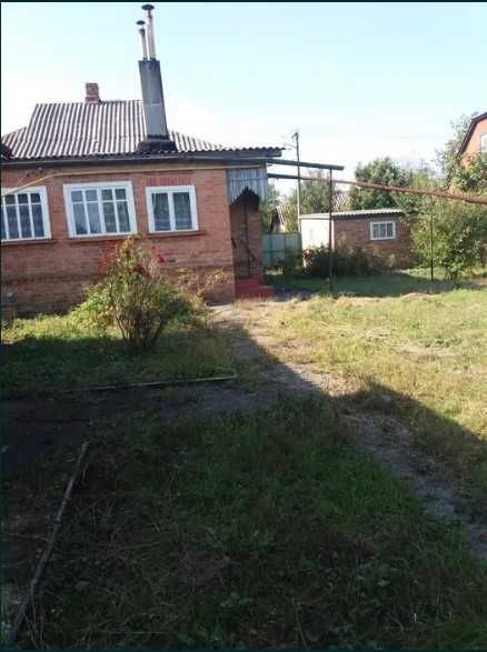 Продам будинок в Люботині в центрі 112м .кв. поруч ставок,газ,вода!SE
