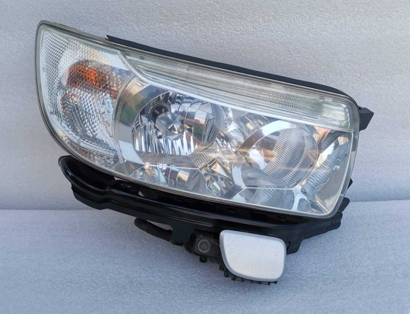 Фара правая Subaru Forester 2006-2008г.в. оригинал ксенон в сборе