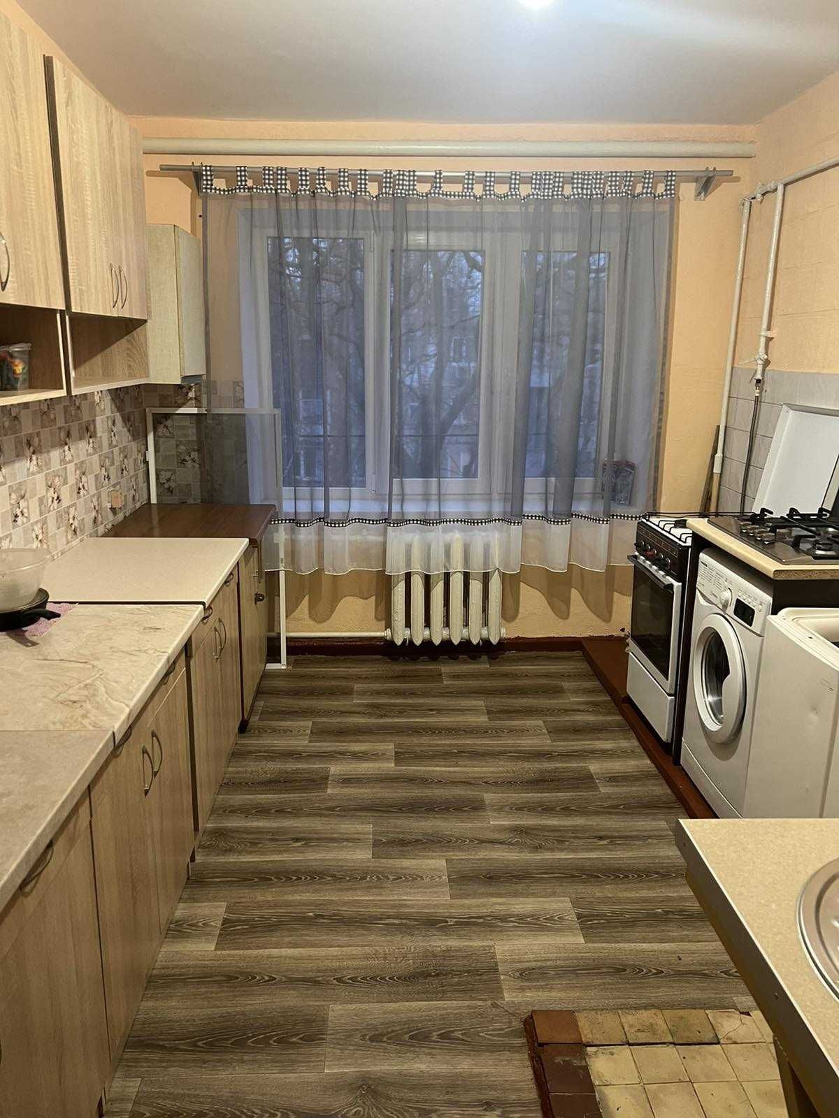 В продаже комната в коммунальной квартире  по ул. Героев Крут!