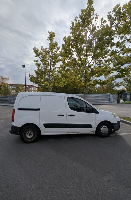 Продам Peugeot Partner 2011 Срочно! Торг