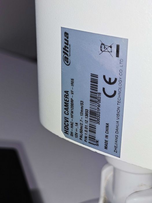 Câmara Analógica Dahua - DH-HAC-HFW1200R-VF-IRE6