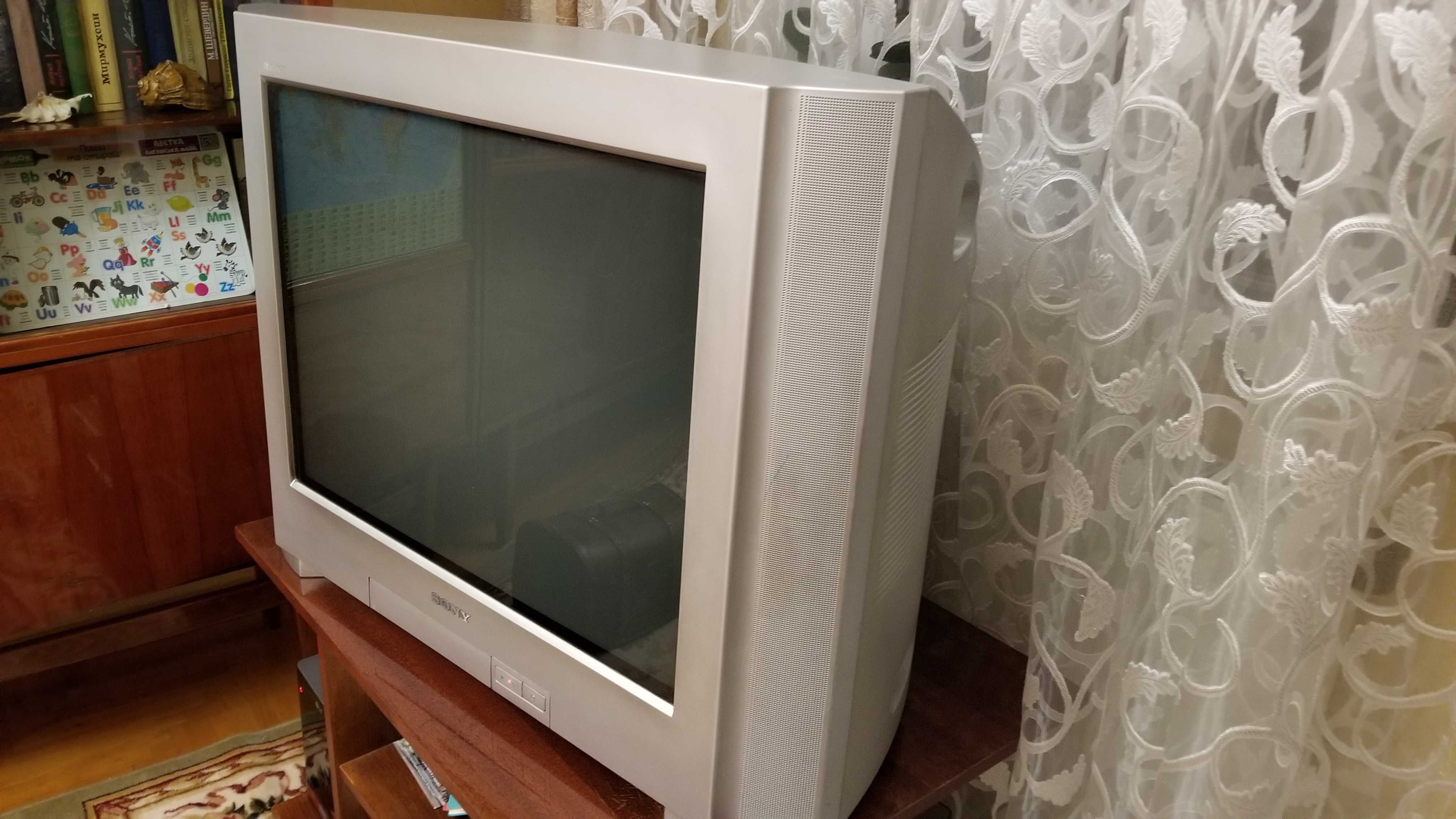 Телевізор з тумбою Sony Trinitron
