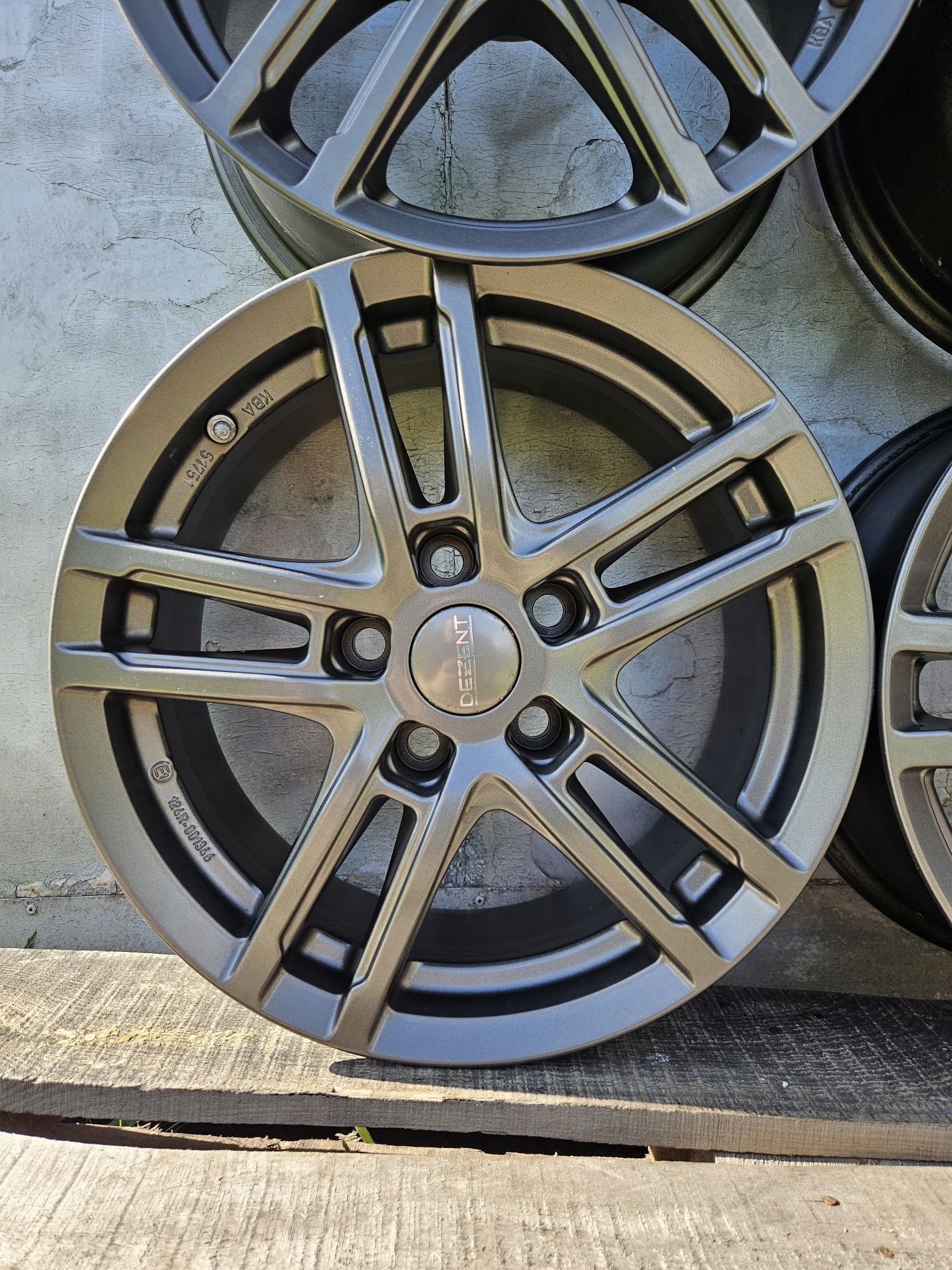 Диски 5×114,3 r16 диски легкоплавні r16 5×114.3 титани 5×114,3 Dezent
