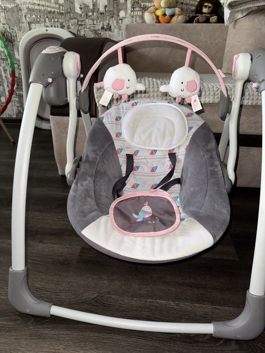 Детская электронная качеля-шезлонг