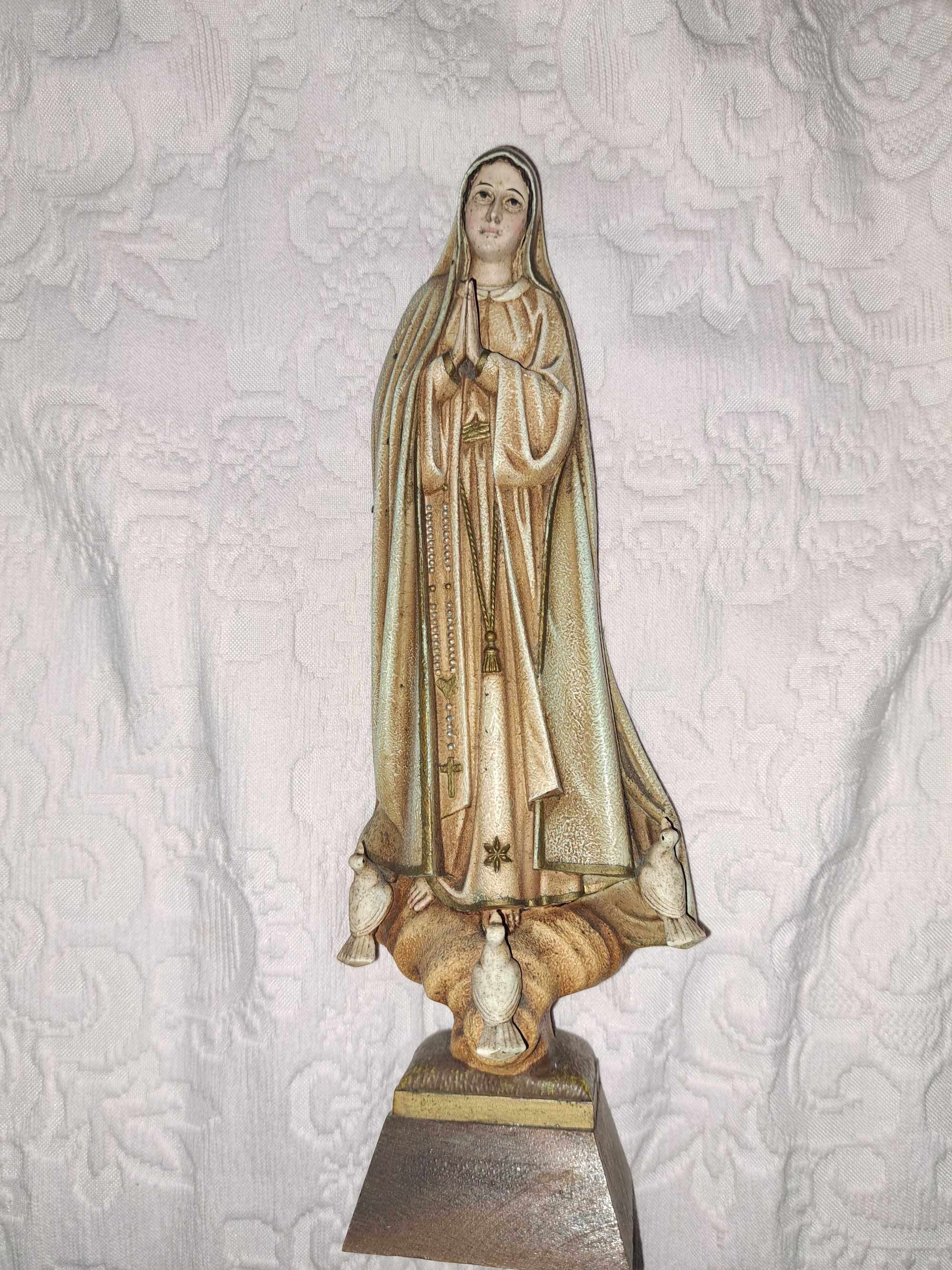 Escultura de Nossa Senhora