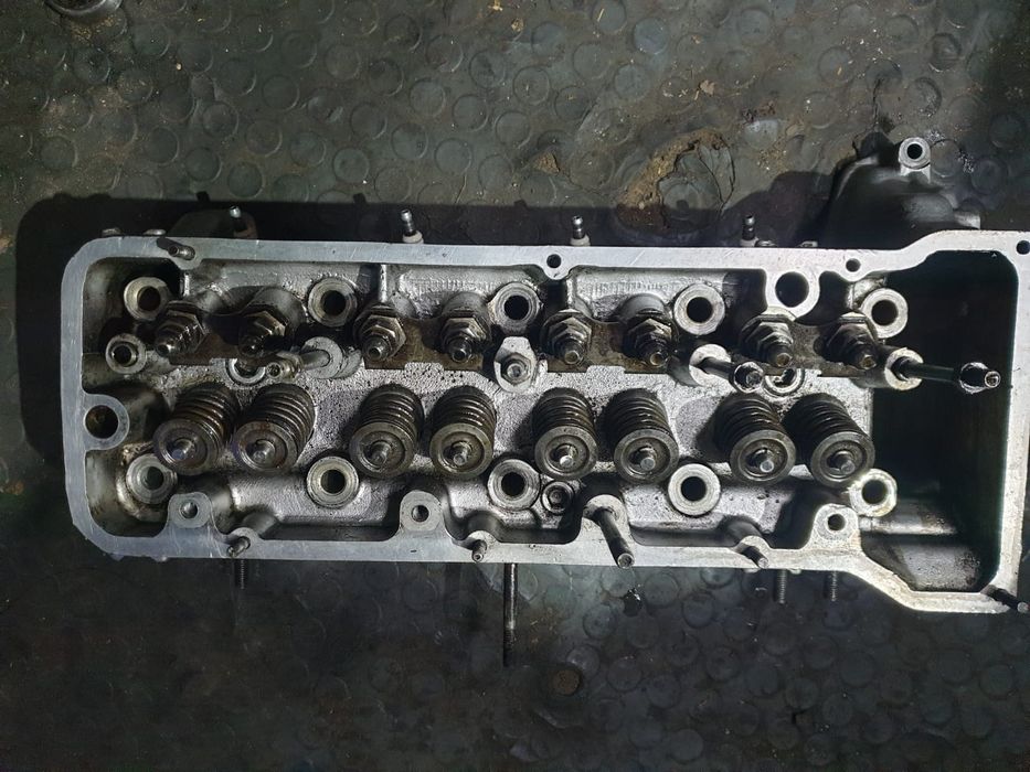 ГБЦ -головка  Ваз 2101-2107