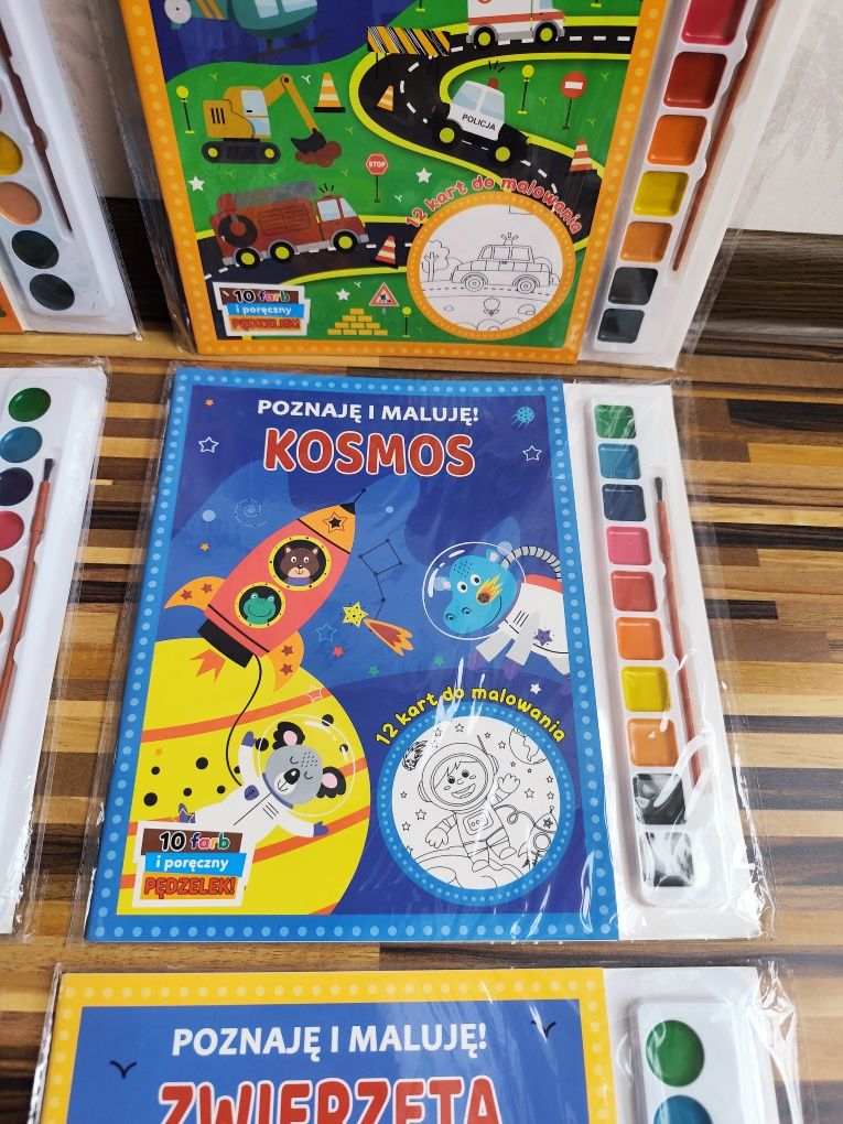 Kolorowanki z farbkami dinozaury kosmos zwierzęta księżniczki