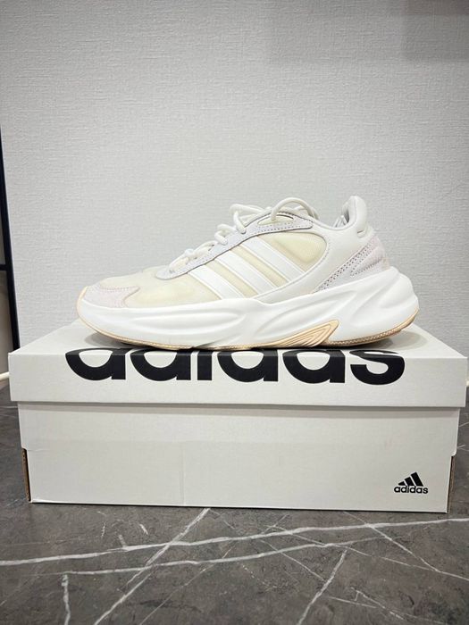 Женские кроссовки Adidas Ozelle