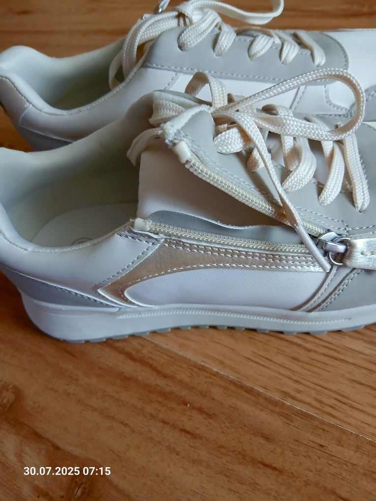 Damskie sneakersy rozmiar 38 nowe