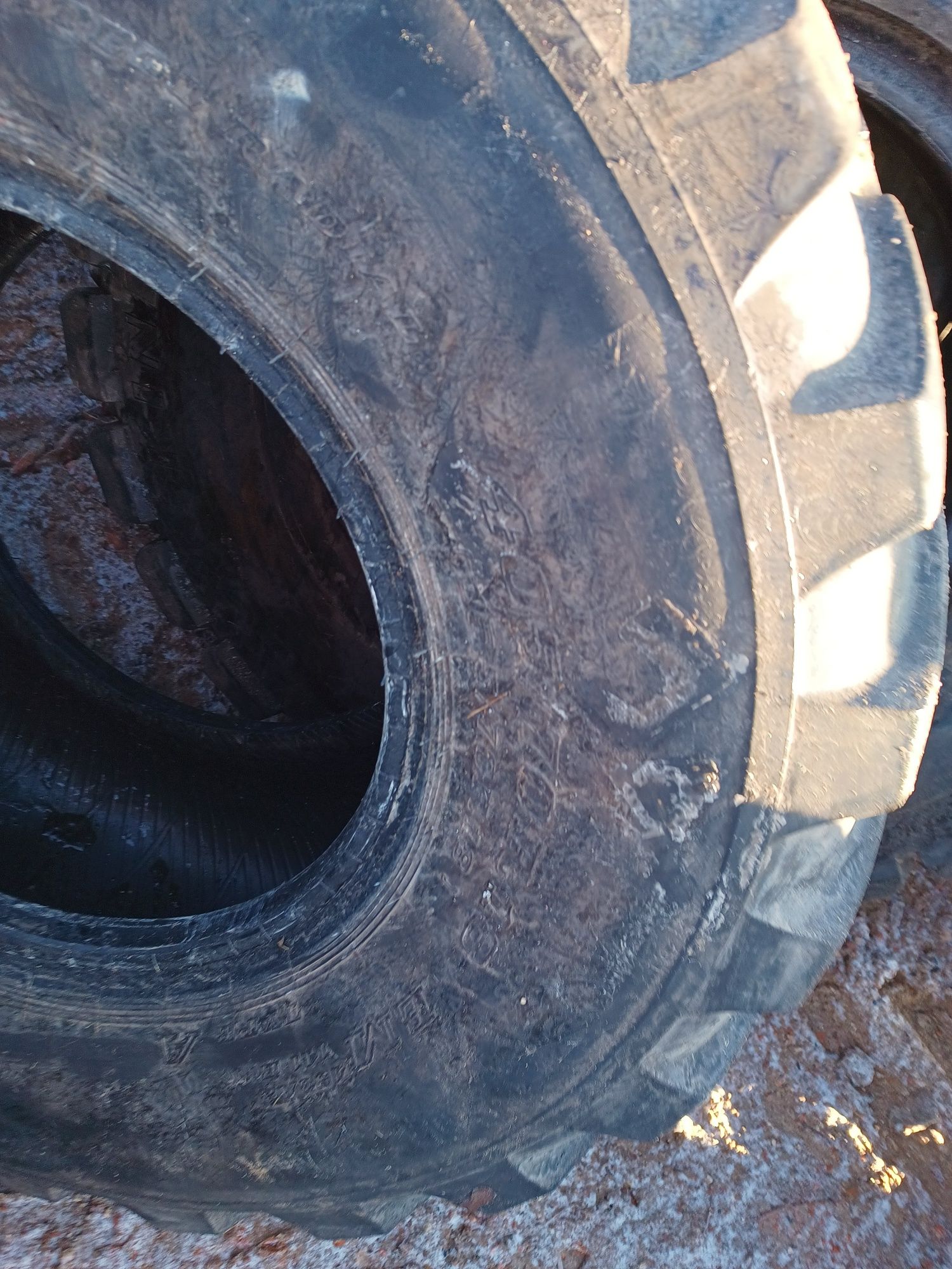 Opony rolnicze i przemysłowe 405/70r18 Dunlop atlas ahlmann cat terex