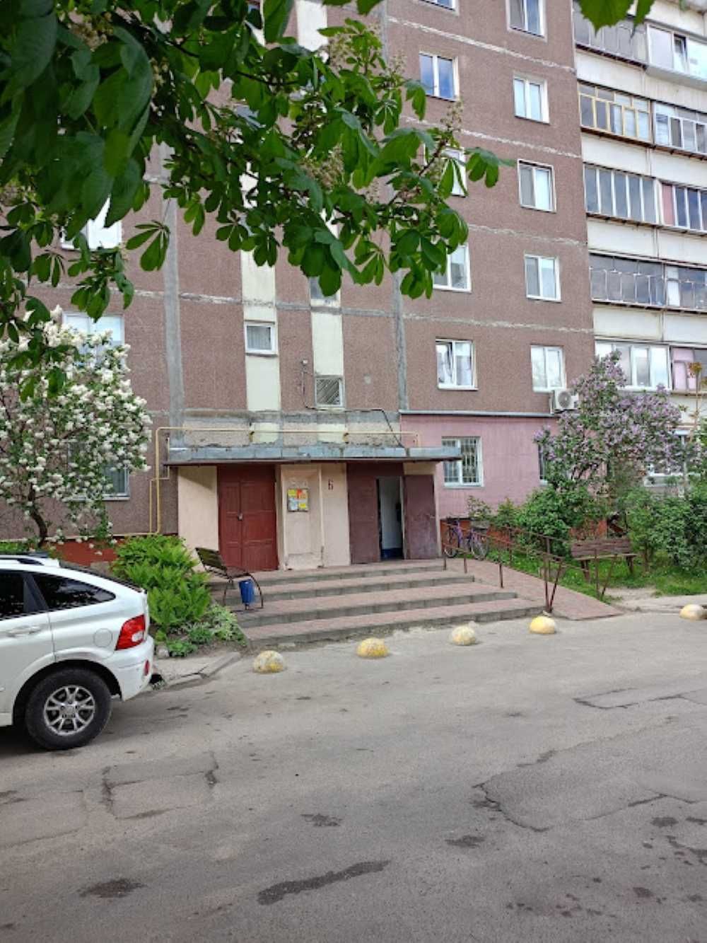 Продаж великої квартири. Олімпійська, 2а