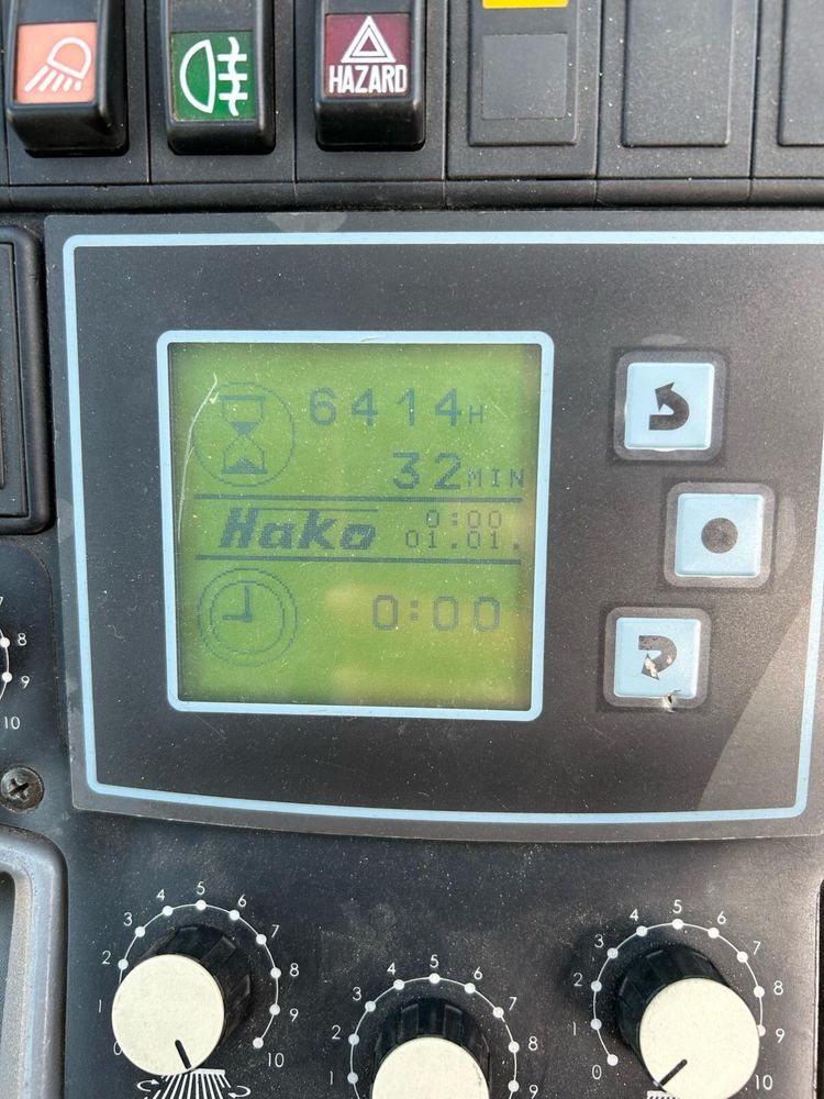 Zamiatarka Hako Citymaster 2000 chodnikowa