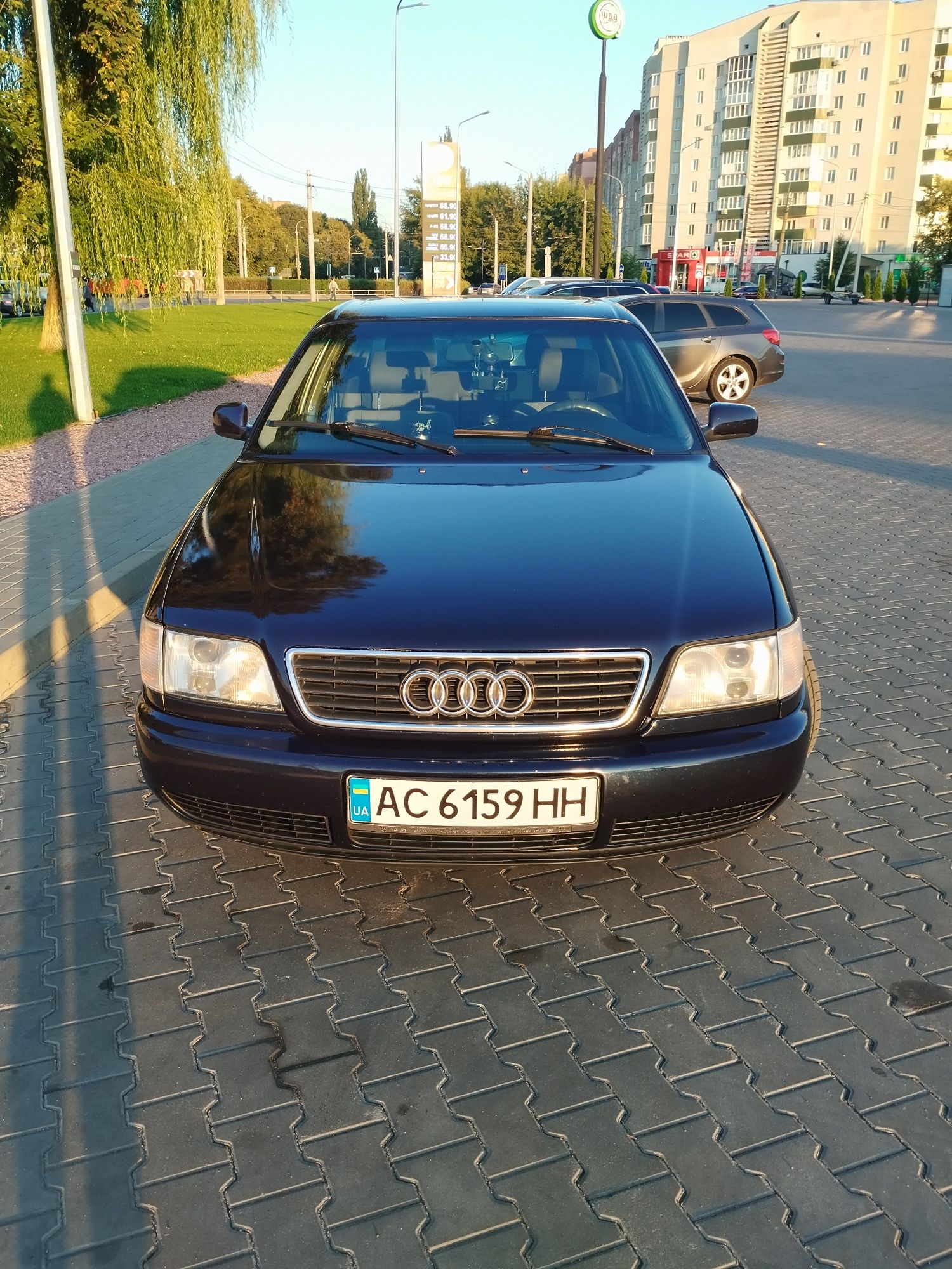 Продам Ауді А6 С4