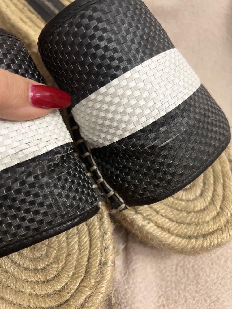 Klapki stradivarius koturn platforma buty espadryle słomiane słomkowe