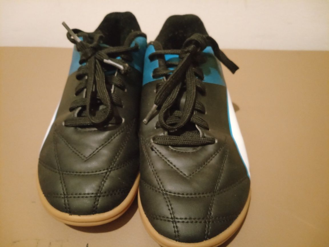 Buty sportowe Halówki chłopięce PUMA 36