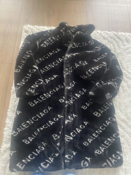 Futro Balenciaga rozmiat uniwersalny