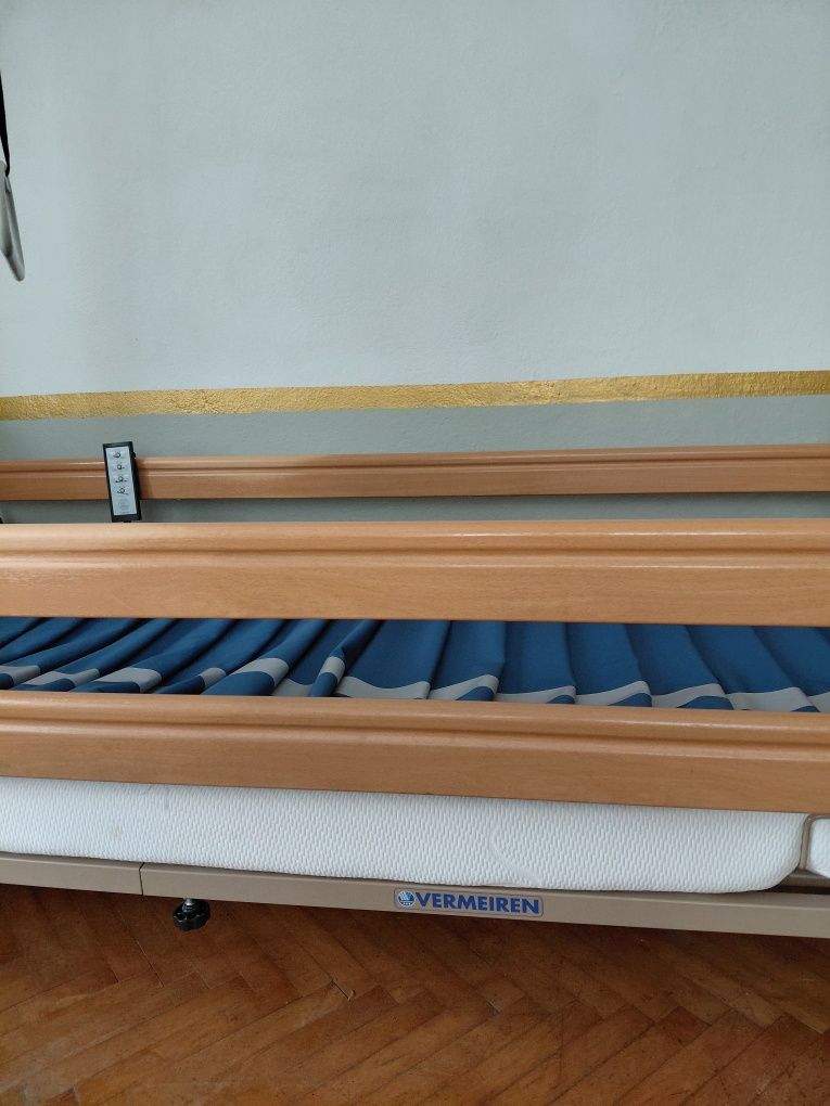Elektryczne łóżko rehabilitacyjne Luna 2 Vermeiren