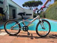 Bicicleta de menina 20