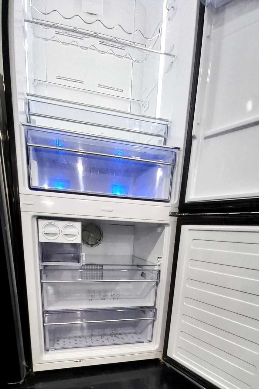 холодильник Beko 70см no frost
Цвет Черный глянец стекло фасад