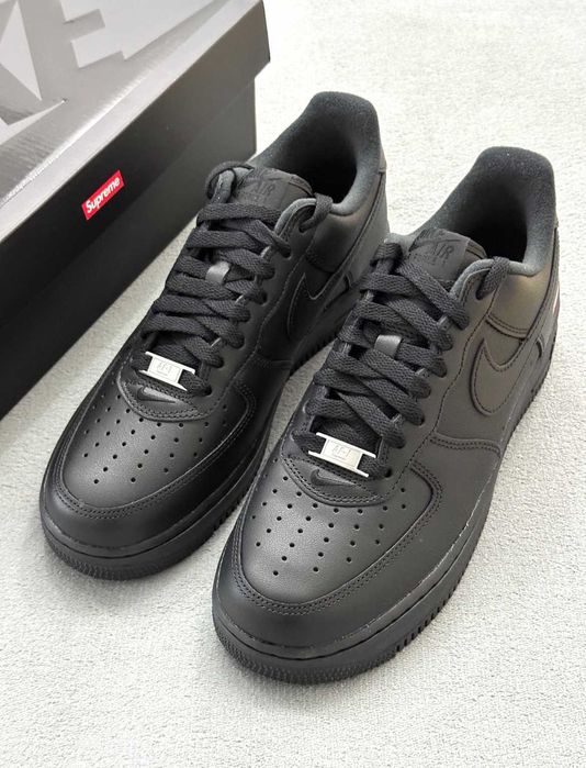 Buty Trampk Nike Air Force 1 Low Supreme Black R.38.5
