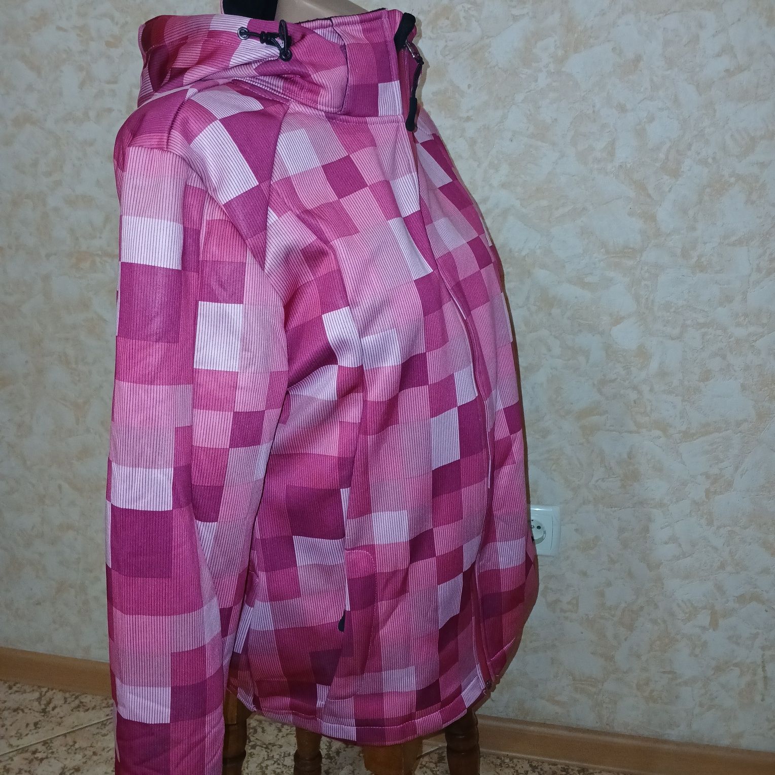 Crivit Softshell куртка спортивна толстовка р-р М