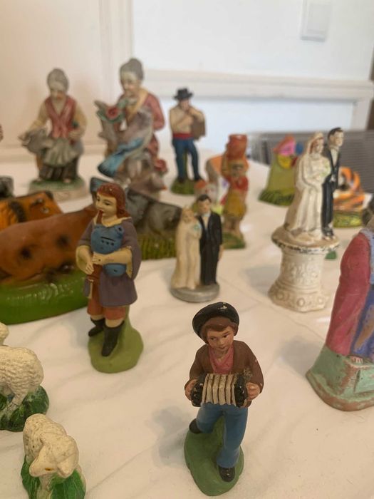 Figuras de Presépio em Cerâmica Antigas