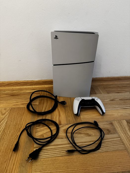 Konsola Ps5 z napędem | 1 TB | Stan idealny | z pudełkiem i wszystkim