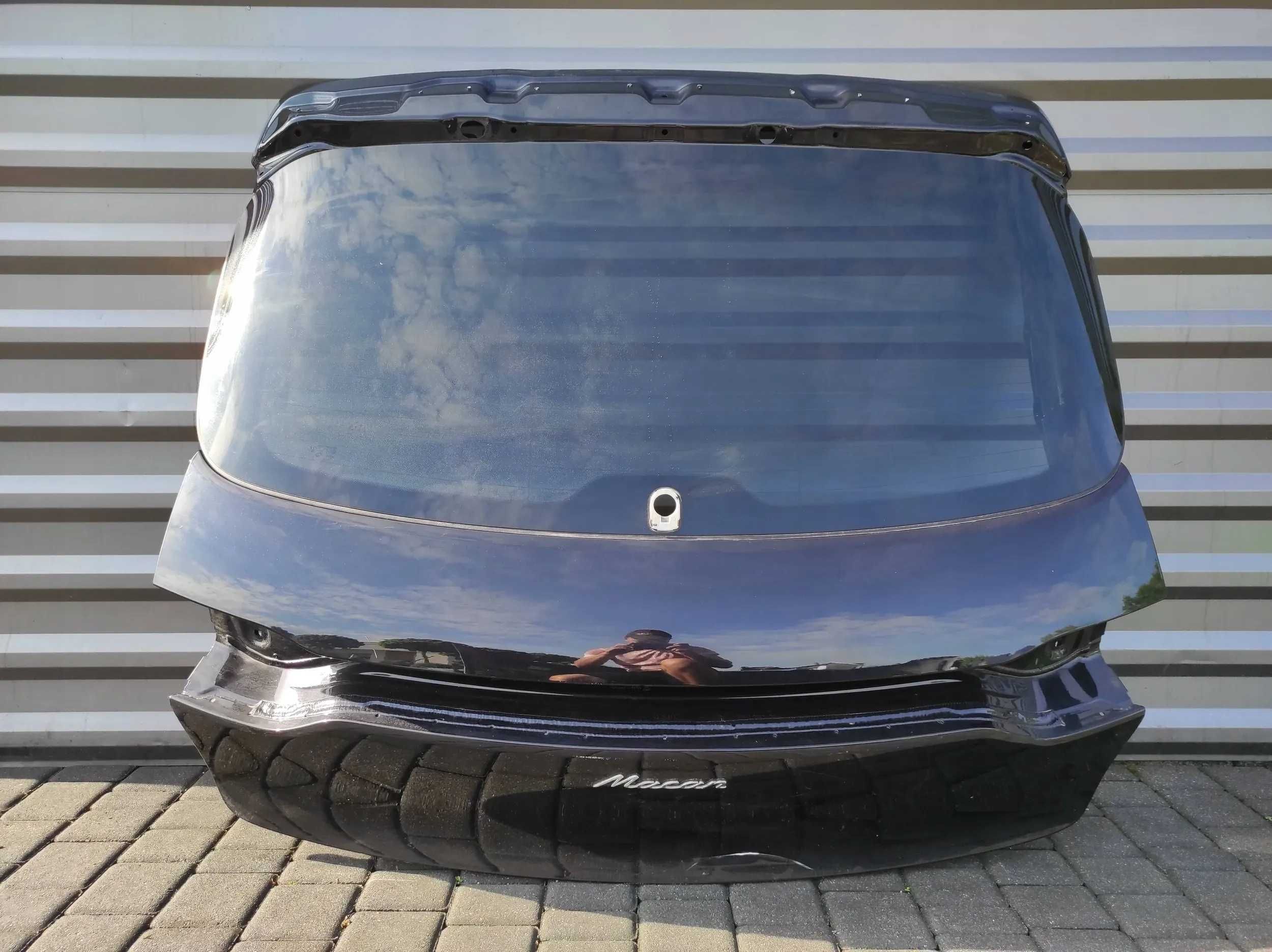 Крышка багажника Porsche Macan разборка розборка Порше