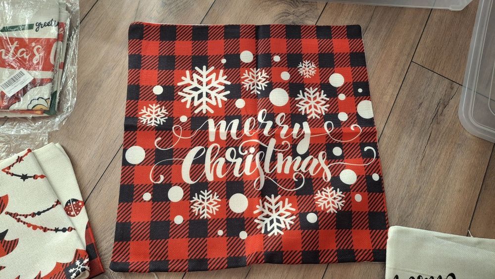 Наволочки для різдвяного настрою