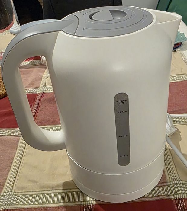 Fervedor Russel Hobbs