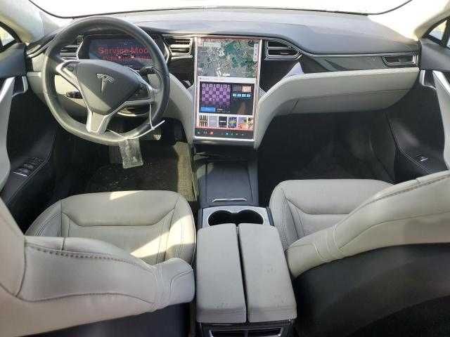 Tesla Model S 2016