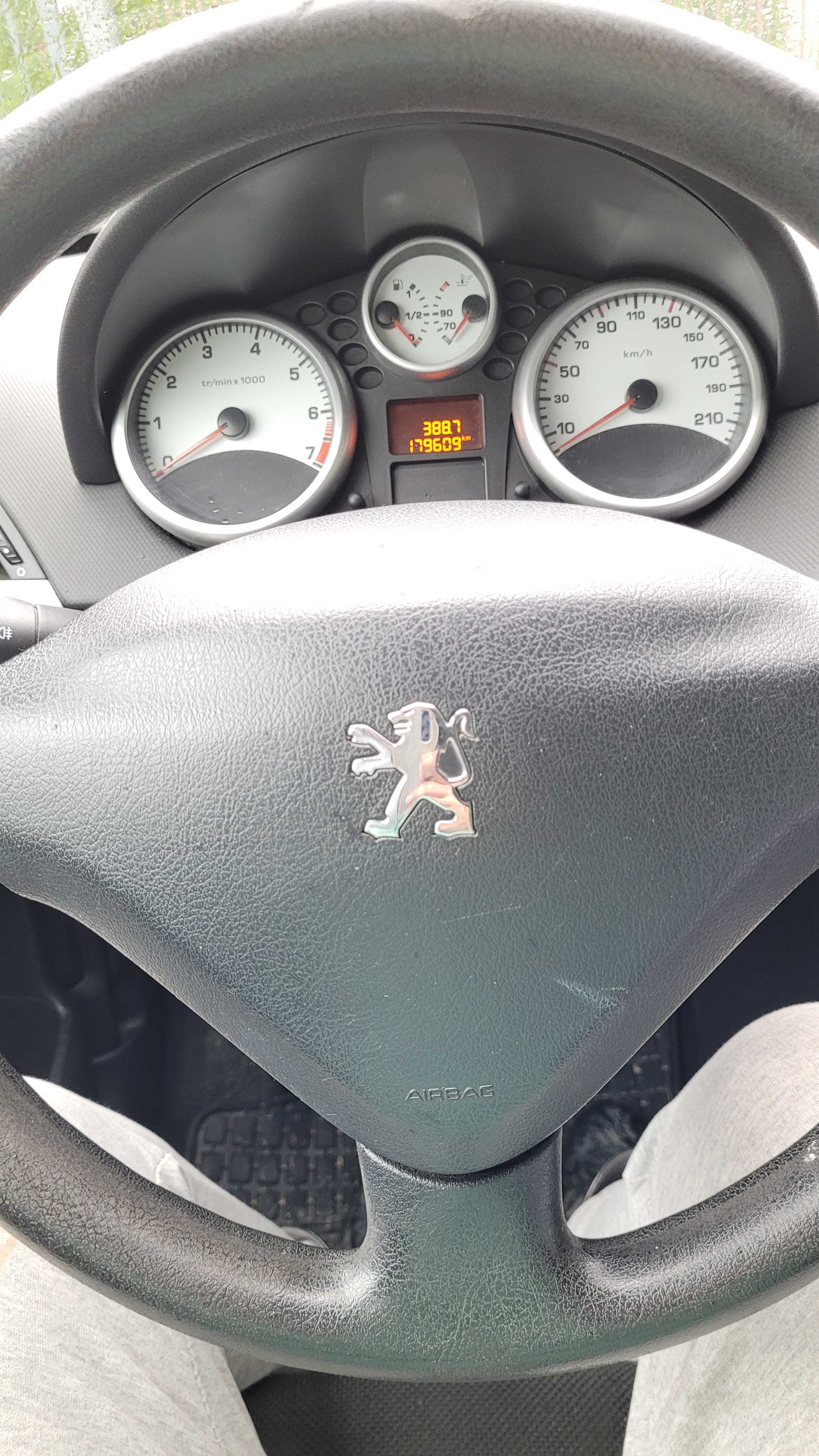 Peugeot 207, 2007rok. Klima