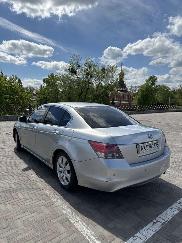 Продам Honda Accord 7