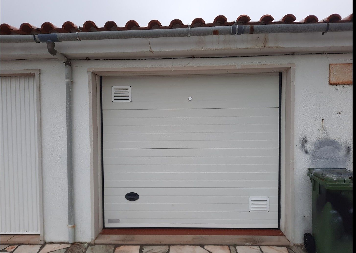 Garagem direta Rua.