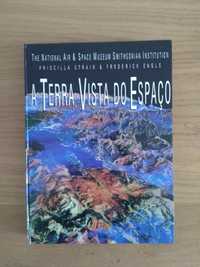 Livro "A Terra vista do espaço"