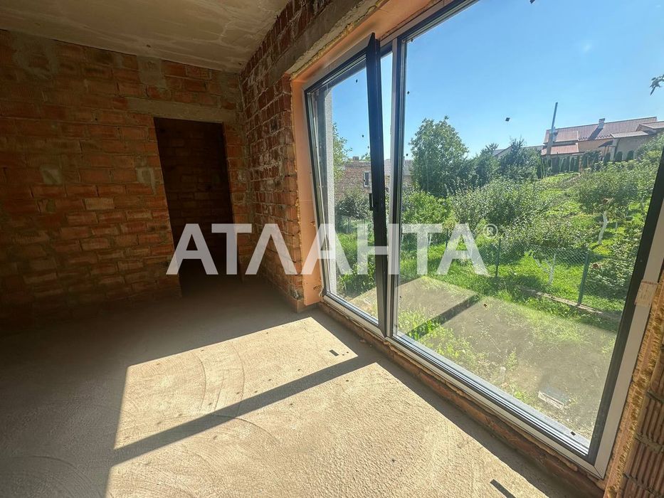 Hi-Tech будинок з панорамними краєвидами (р-н Роша-клуб)