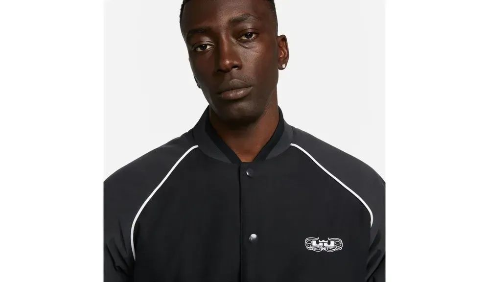 Куртка Nike Lebron Protect Basketball Jacket (DQ6147-010) оригинал