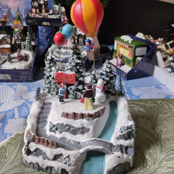 Різдвяні іграшки композиції