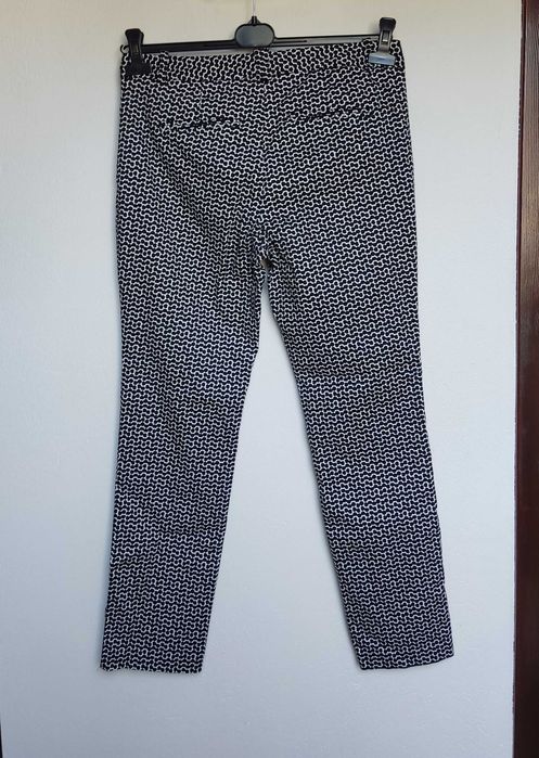 Spodnie damskie eleganckie wzorzyste cygaretki Calvin Klein chino
