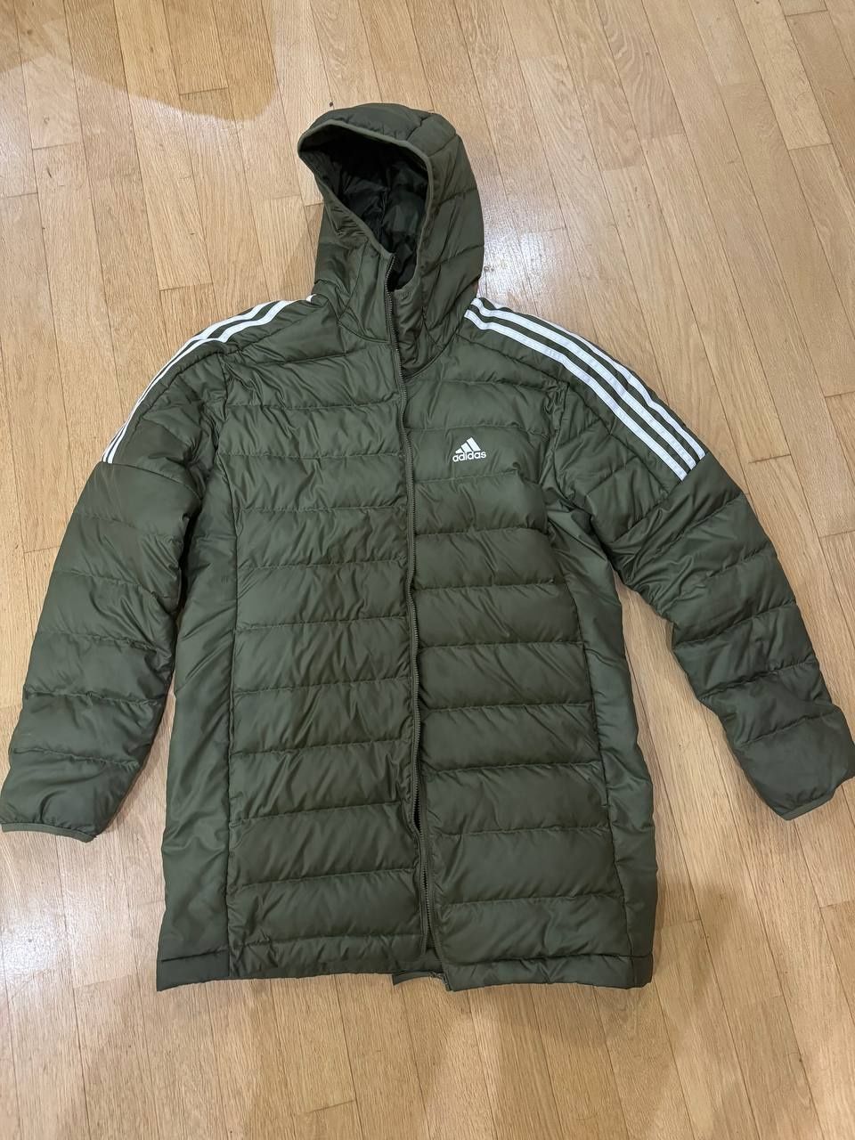 Пуховик Adidas Primegreen L футбольний мікропуховик