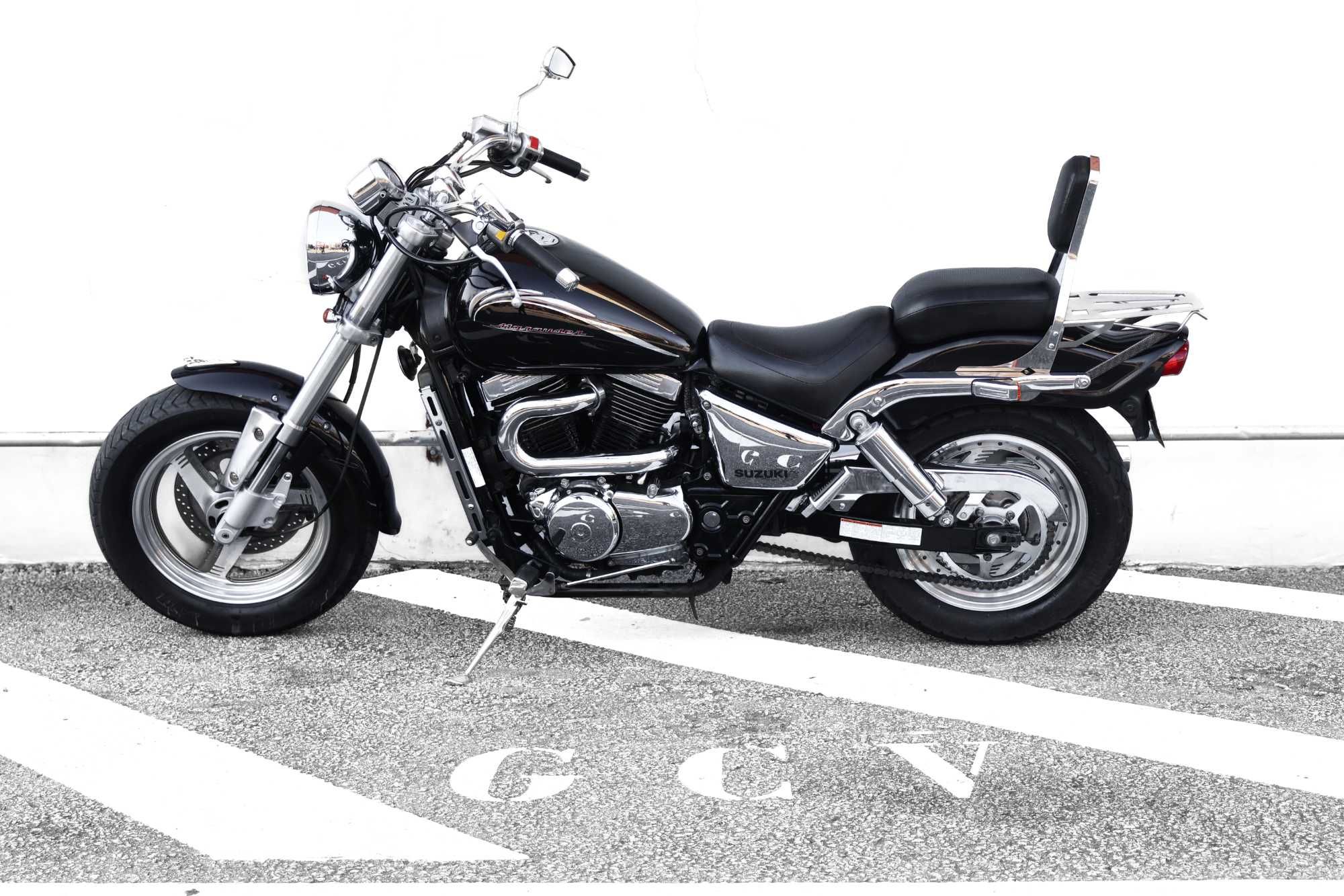 SUZUKI MARAUDER VZ800