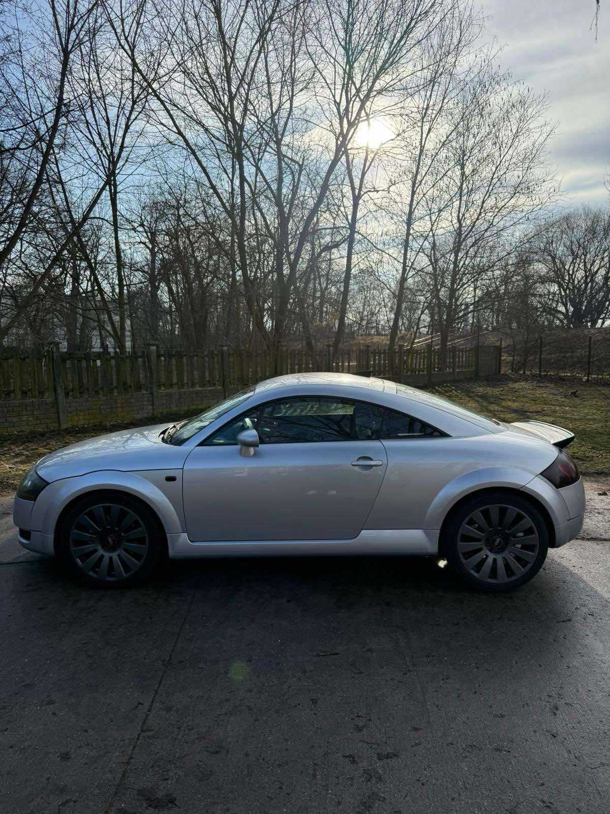 Sprzedam Audi TT 8N 1.8t FWD